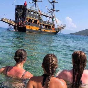 Meet your Posher, Wendy